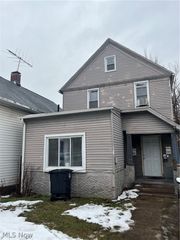 3332 Walton Avenue, Cleveland, OH 44113