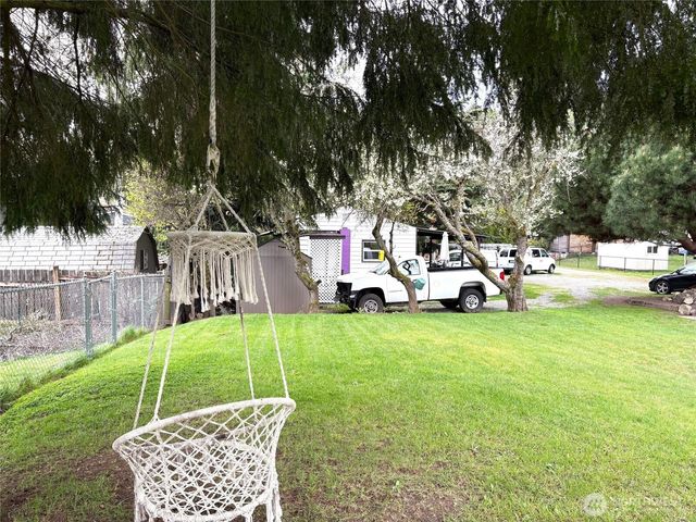 10030 30th Avenue SW, Seattle, WA 98146