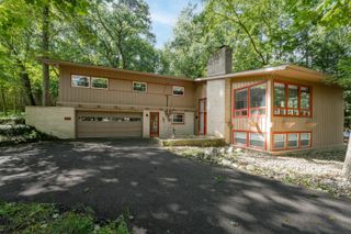 2146 Treehaven Drive, Kalamazoo City, MI 49008
