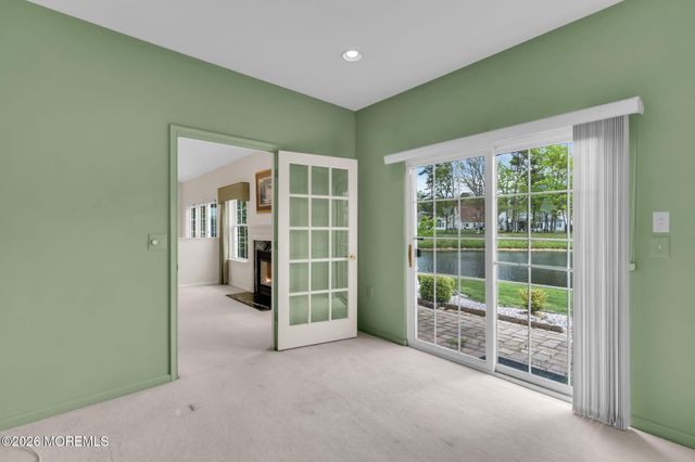 21 Baltusrol Drive, Jackson, NJ 08527