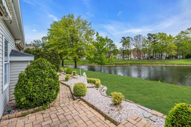 21 Baltusrol Drive, Jackson, NJ 08527