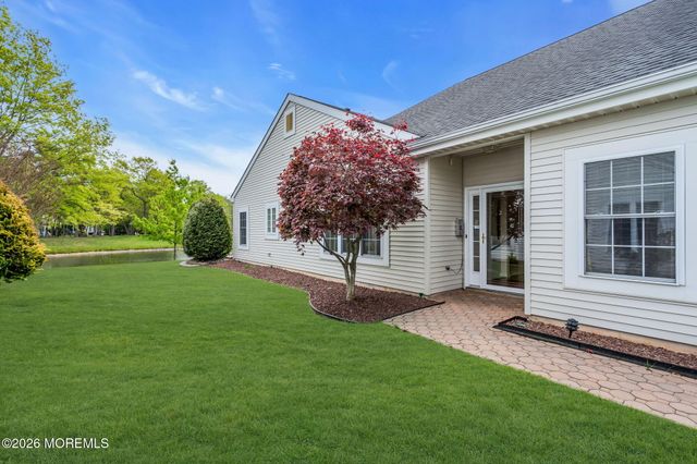 21 Baltusrol Drive, Jackson, NJ 08527