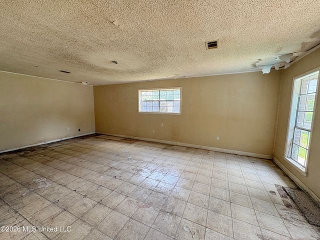 59 Opal Cove, Gulfport, MS 39503