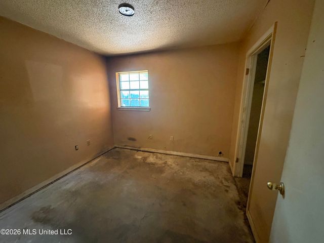 59 Opal Cove, Gulfport, MS 39503