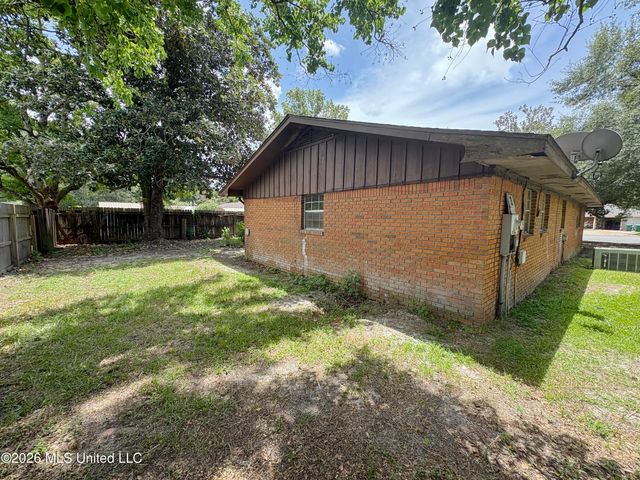 59 Opal Cove, Gulfport, MS 39503