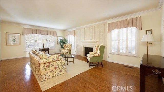 5440 E La Pasada, Long Beach, CA 90815