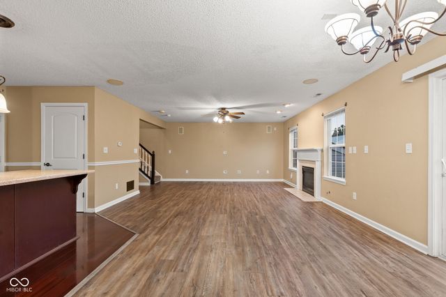 9708 Gibbon Lane, Avon, IN 46123