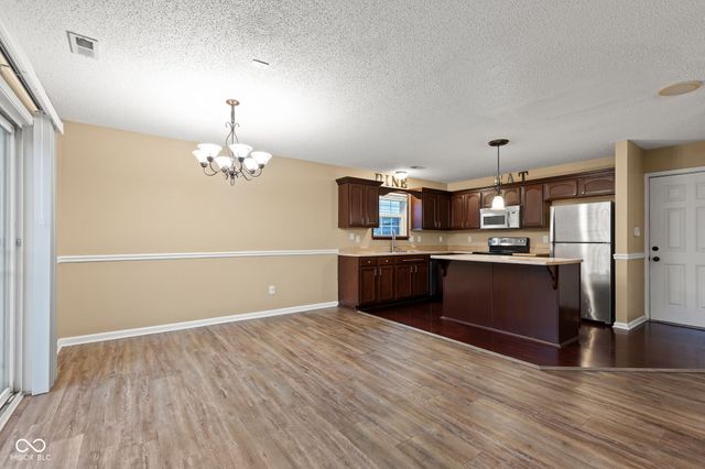 9708 Gibbon Lane, Avon, IN 46123