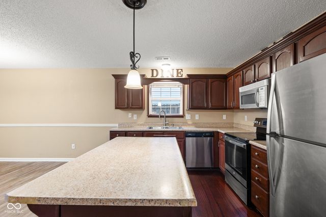 9708 Gibbon Lane, Avon, IN 46123