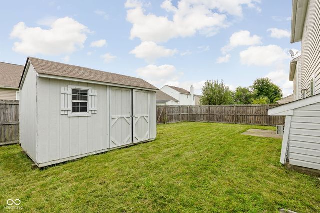 9708 Gibbon Lane, Avon, IN 46123