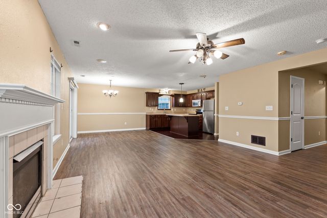 9708 Gibbon Lane, Avon, IN 46123