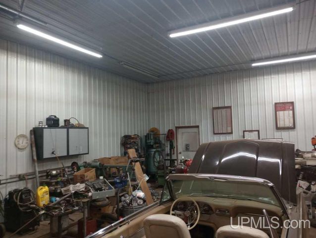 54921 Us41 Highway, Calumet, MI 49913