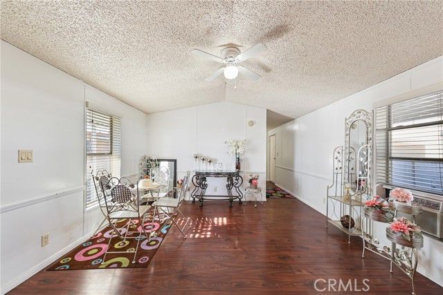 750 E Carson 67, Carson, CA 90745