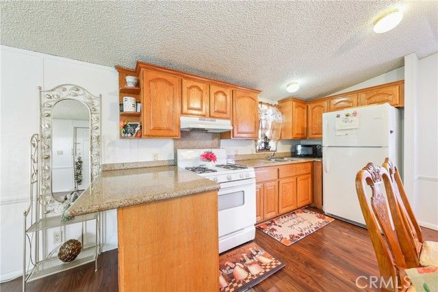 750 E Carson 67, Carson, CA 90745