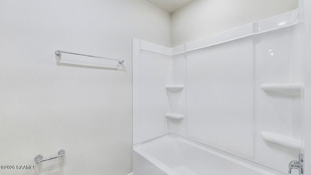 131 Lake Ridge Drive, Broussard, LA 70518