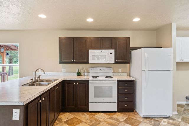 1441 State Route 6, Chehalis, WA 98532