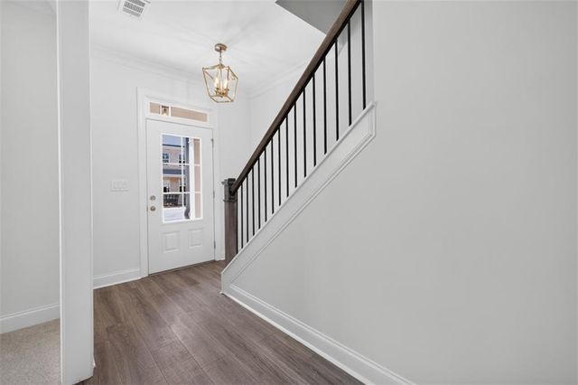 982 Homepark Circle, Buford, GA 30518
