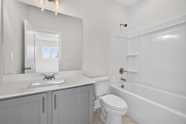982 Homepark Circle, Buford, GA 30518