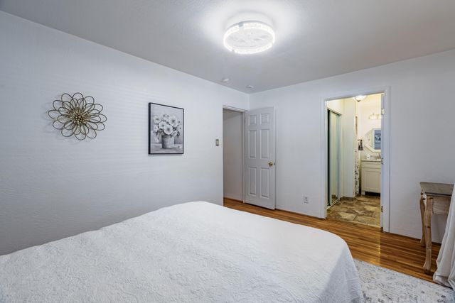 1205 Espanola Street NE, Albuquerque, NM 87110