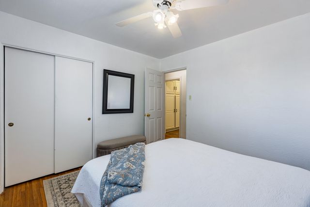 1205 Espanola Street NE, Albuquerque, NM 87110
