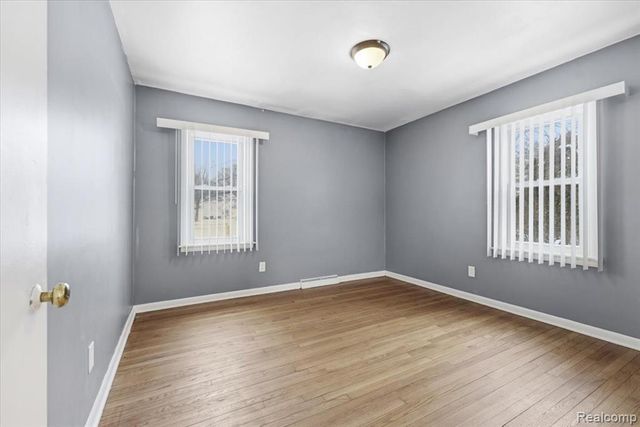 28706 Southpointe Road, Grosse Ile, MI 48138