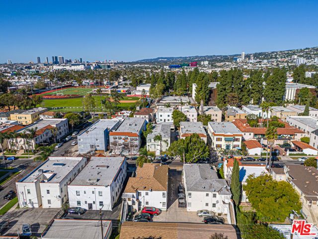 610 N Spaulding Avenue, Los Angeles, CA 90036