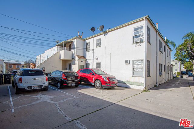 610 N Spaulding Avenue, Los Angeles, CA 90036
