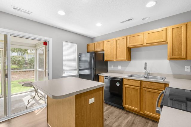 136 Macy Circle, Goose Creek, SC 29445