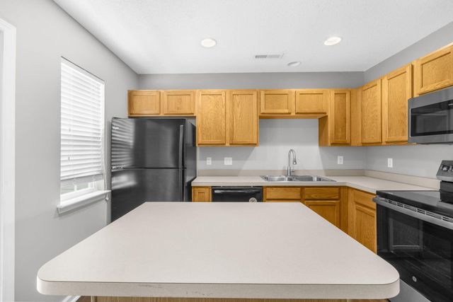 136 Macy Circle, Goose Creek, SC 29445