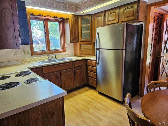 351 Lillian Avenue, Syracuse, NY 13206