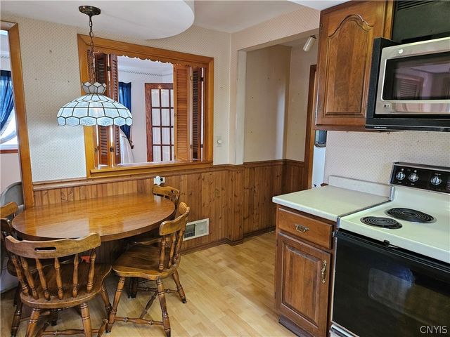 351 Lillian Avenue, Syracuse, NY 13206