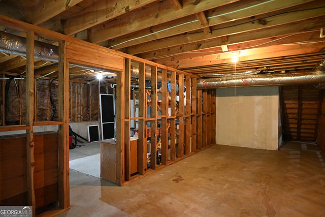 2782 Oak Meadow Lane, Snellville, GA 30078