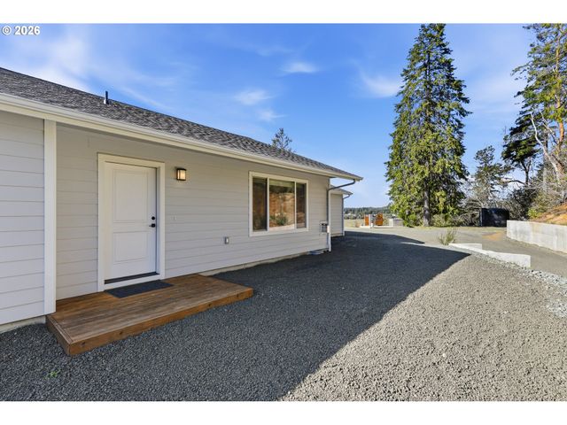 88362 PEDERSON Dr, Bandon, OR 97411