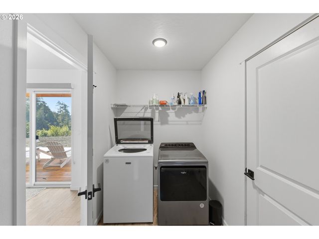 88362 PEDERSON Dr, Bandon, OR 97411