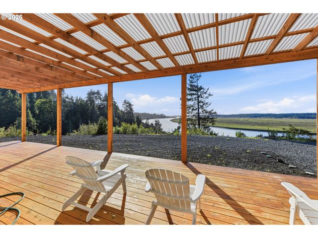 88362 PEDERSON Dr, Bandon, OR 97411