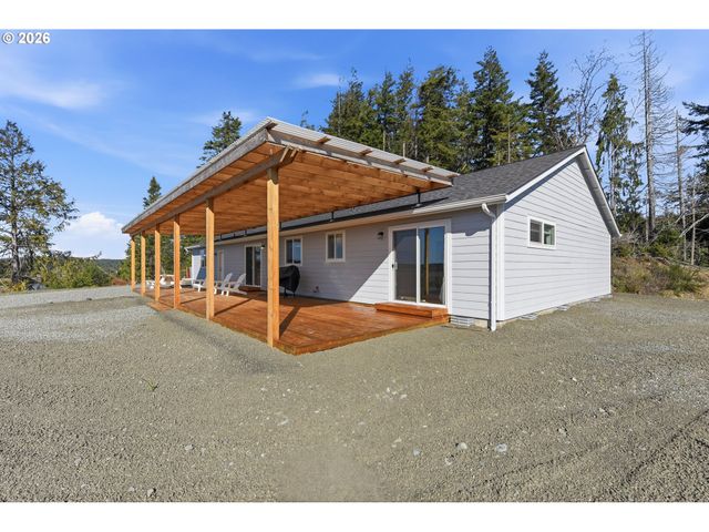88362 PEDERSON Dr, Bandon, OR 97411