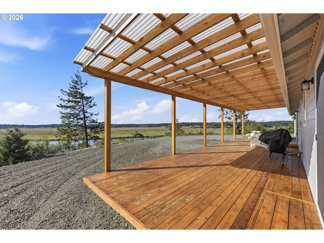 88362 PEDERSON Dr, Bandon, OR 97411