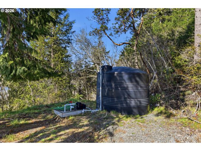 88362 PEDERSON Dr, Bandon, OR 97411