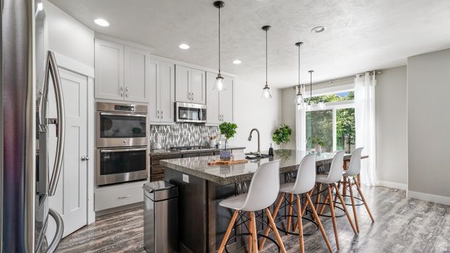 50 S SAMARA ST, Vineyard, UT 84059