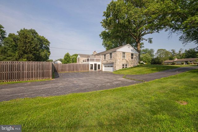 1409 KUTZ DR, Pottstown, PA 19465