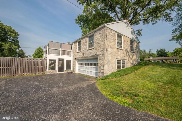 1409 KUTZ DR, Pottstown, PA 19465