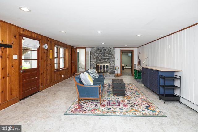1409 KUTZ DR, Pottstown, PA 19465