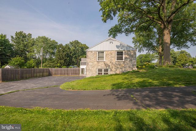 1409 KUTZ DR, Pottstown, PA 19465