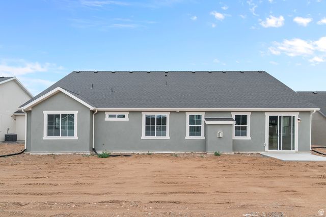 1869 S 2425 W, West Haven, UT 84401