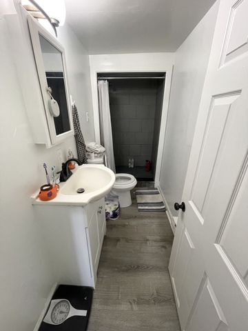 301 1st AVENUE, Carnegie, PA 15106