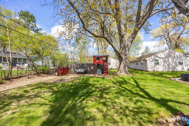 3681 Kenny Lane, White Bear Lake, MN 55110
