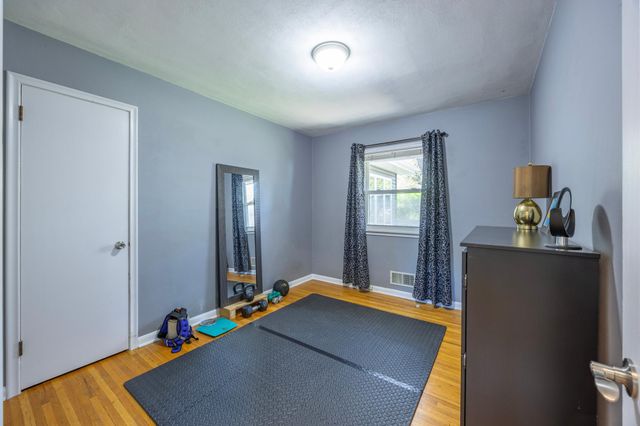 3681 Kenny Lane, White Bear Lake, MN 55110