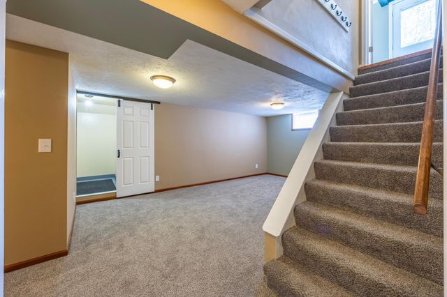 3681 Kenny Lane, White Bear Lake, MN 55110