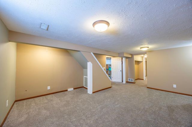 3681 Kenny Lane, White Bear Lake, MN 55110