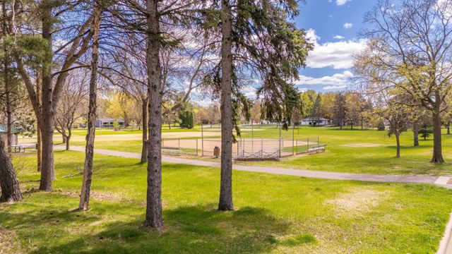 3681 Kenny Lane, White Bear Lake, MN 55110